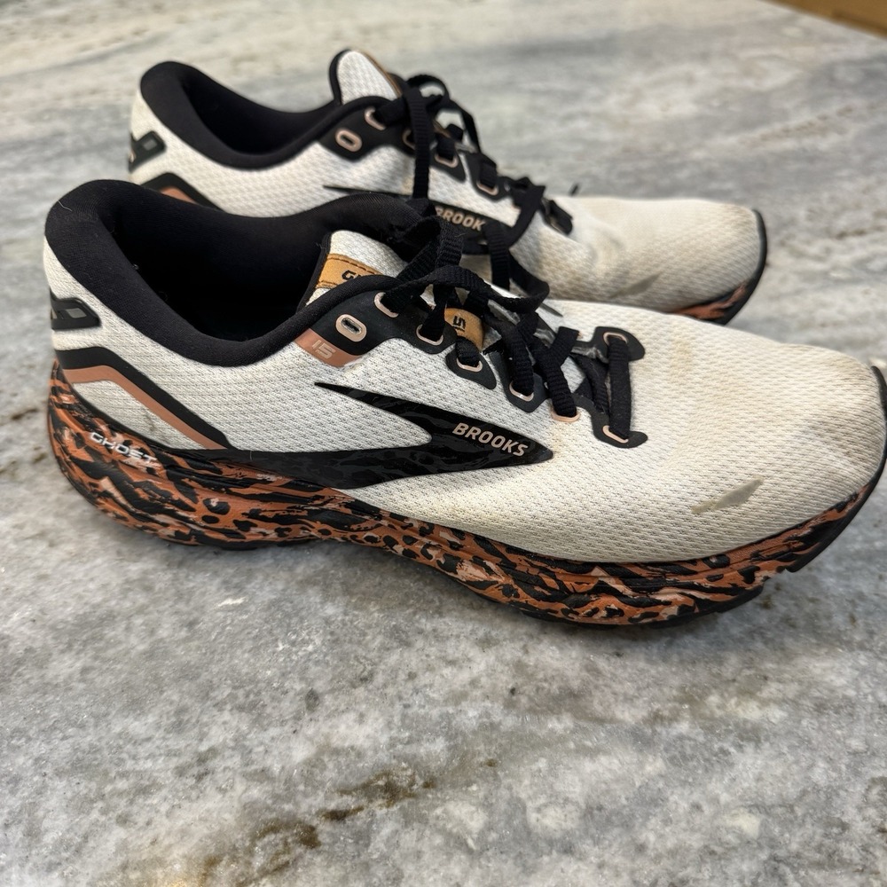 Brooks Ghost 15 Run Wild Sneakers Cream Orange Lace Up Sz Women's 8.5 B